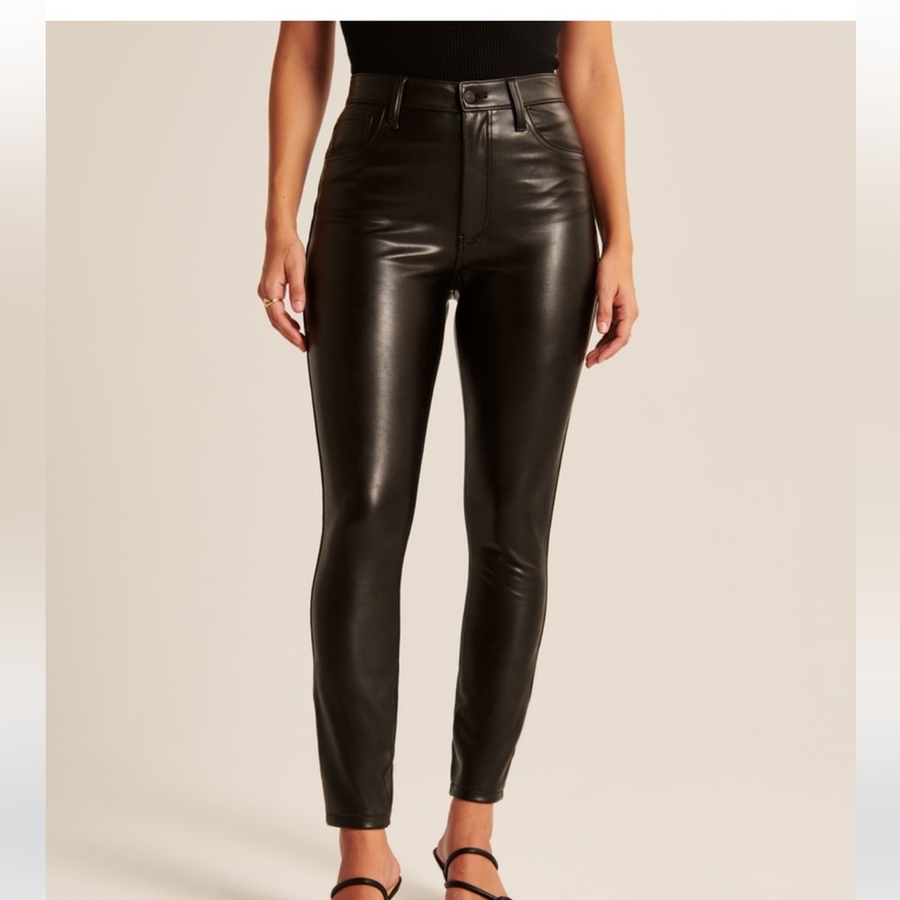 Abercrombie & Fitch Leather Skinny High Rise